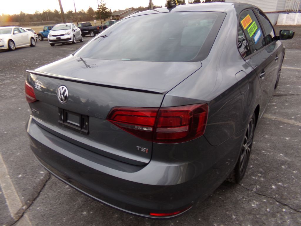 2016 Volkswagen Jetta Image 3