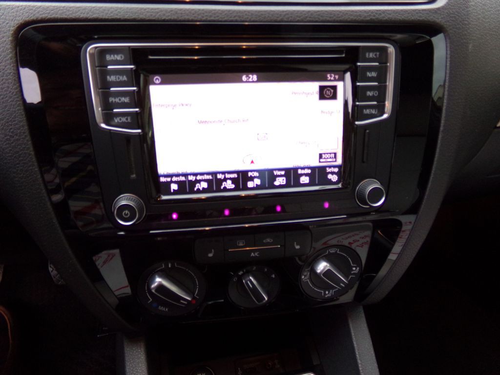 2016 Volkswagen Jetta Image 9