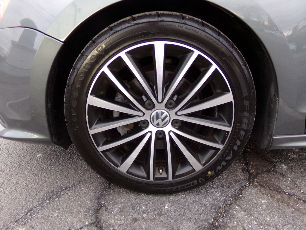 2016 Volkswagen Jetta Image 17