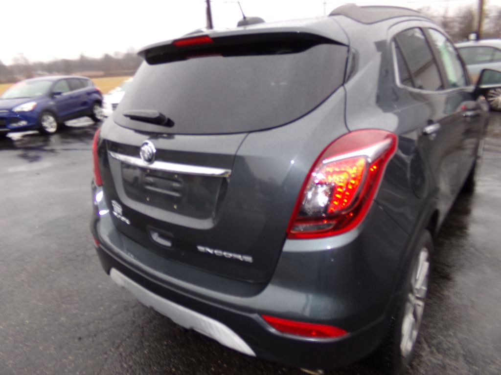 2017 Buick Enclave Image 3