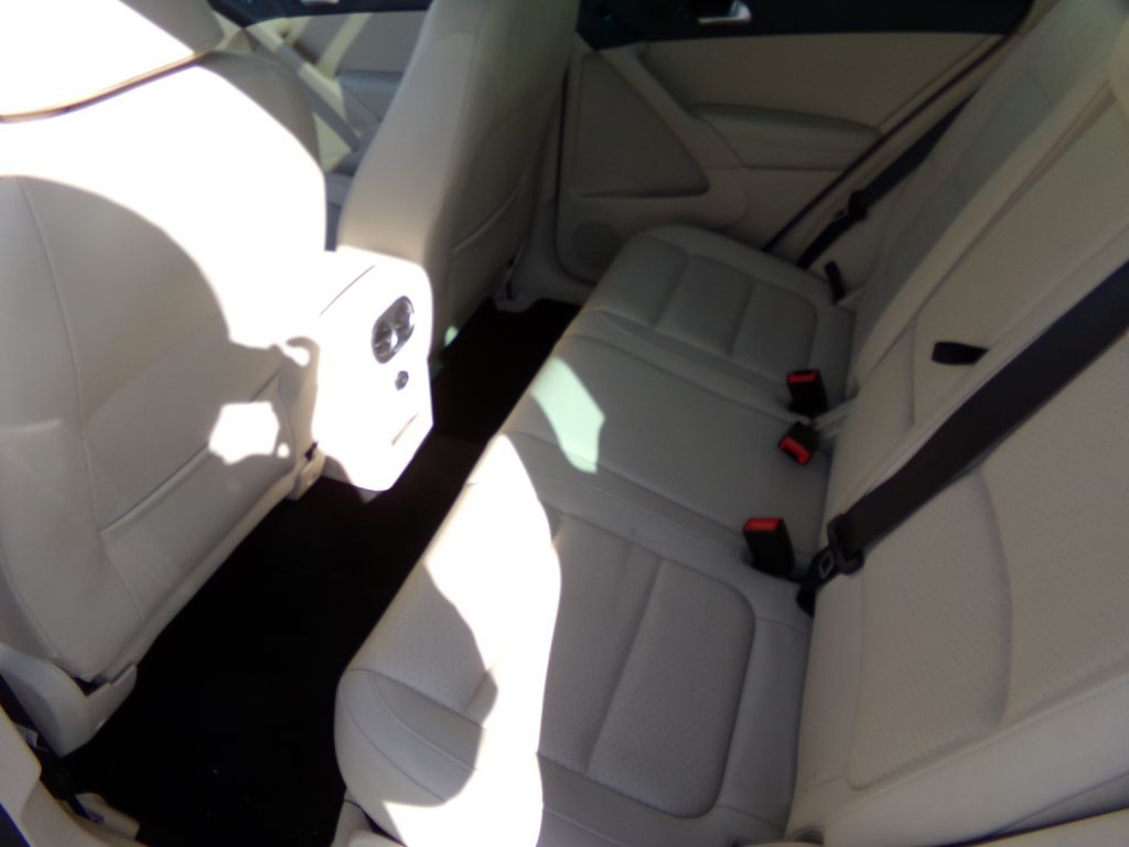 2016 Volkswagen Tiguan Image 8