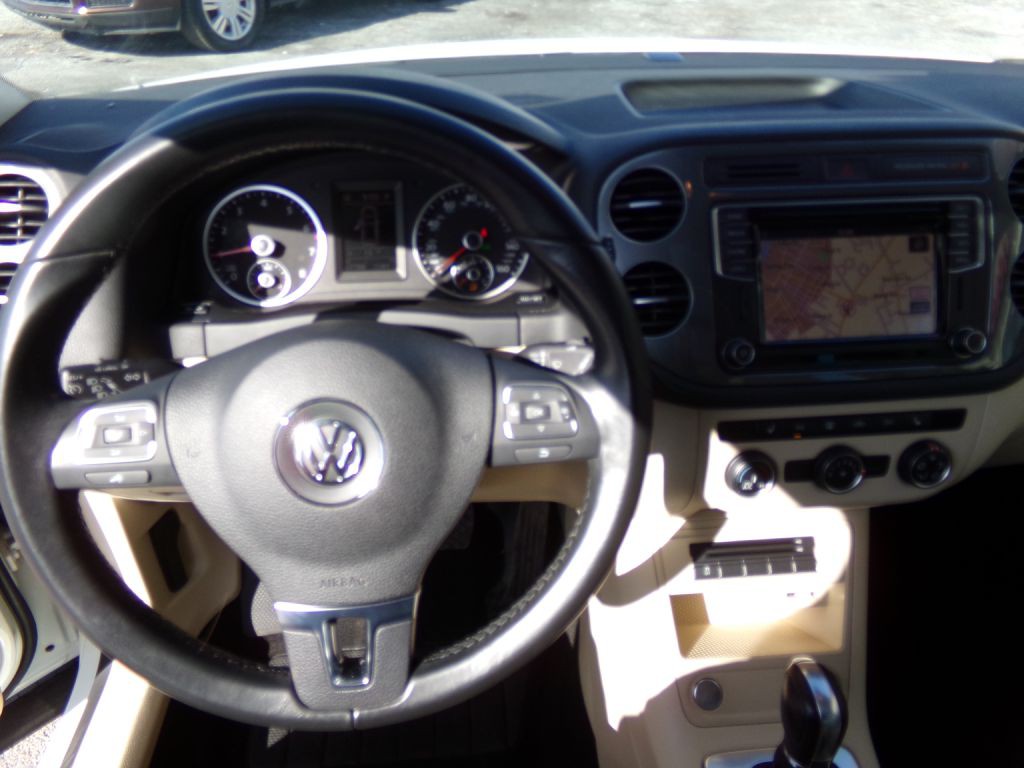 2016 Volkswagen Tiguan Image 9