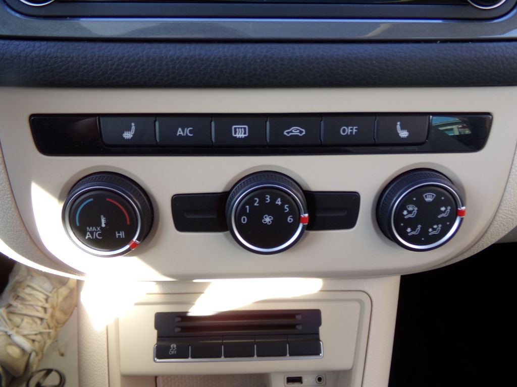 2016 Volkswagen Tiguan Image 12