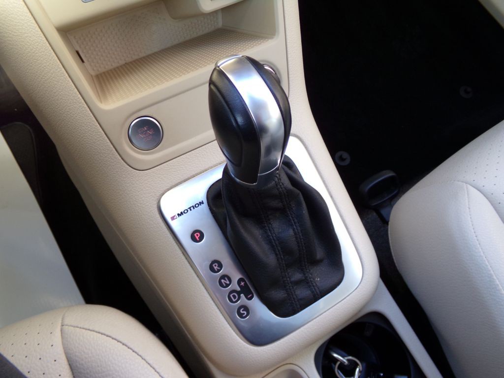 2016 Volkswagen Tiguan Image 13