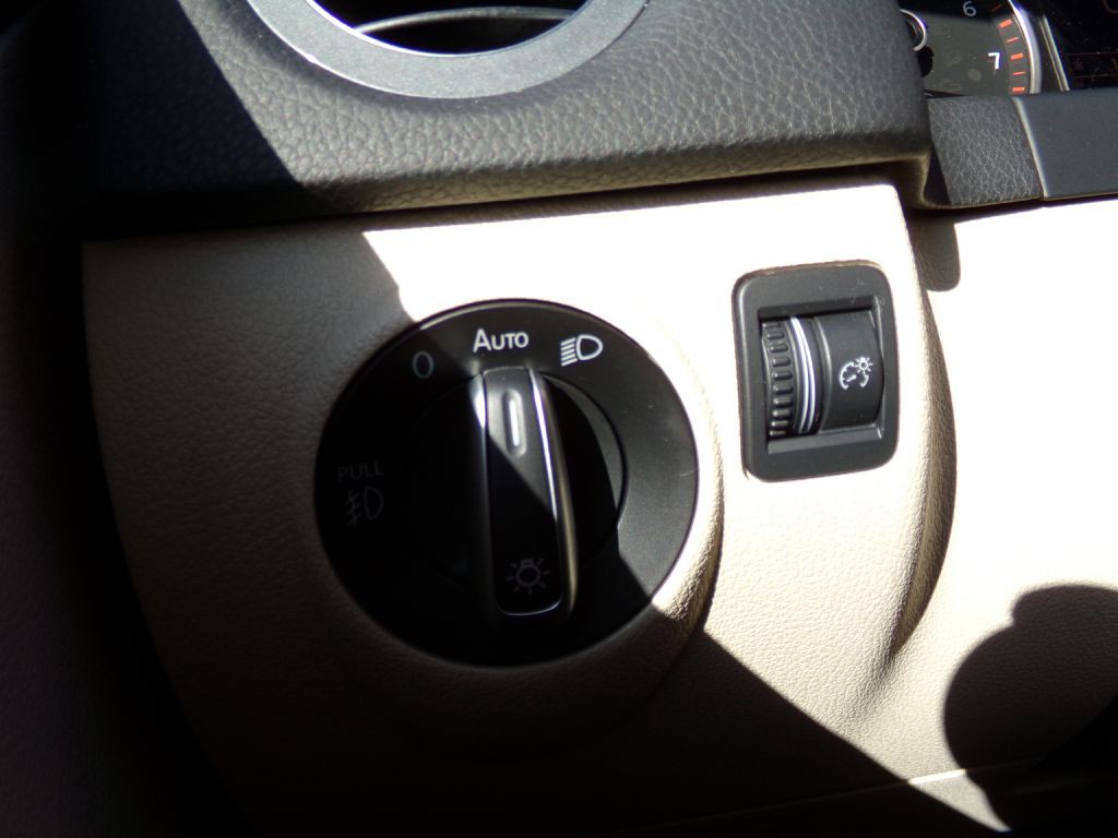 2016 Volkswagen Tiguan Image 16