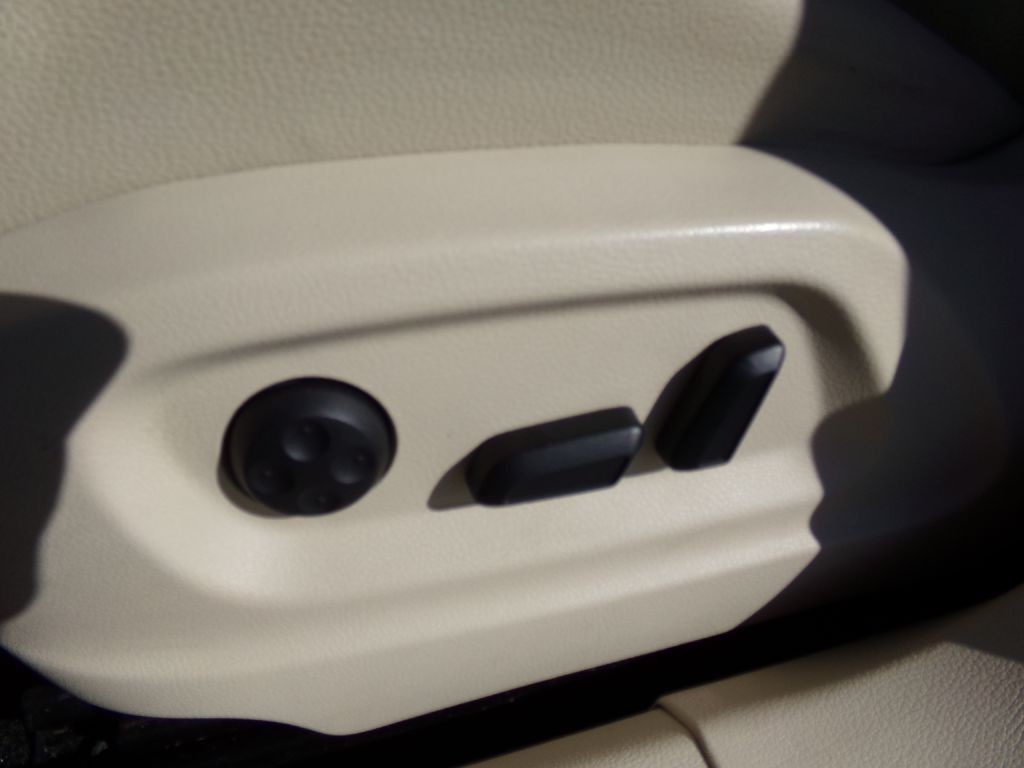 2016 Volkswagen Tiguan Image 18