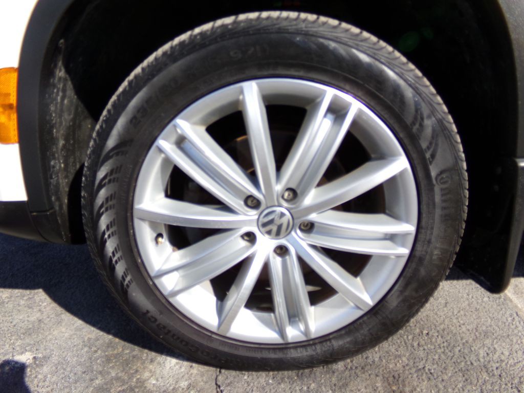 2016 Volkswagen Tiguan Image 23