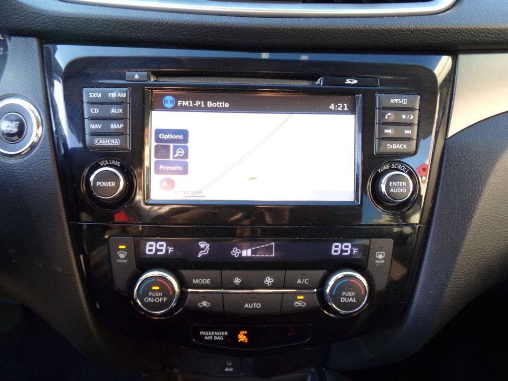 2015 Nissan Rogue Image 10