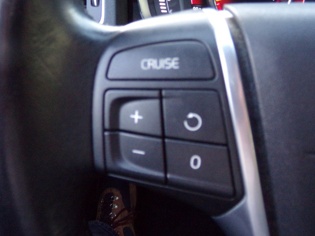 2015 Volvo S60 Image 11