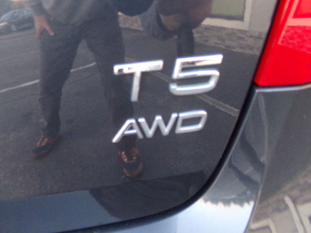 2015 Volvo S60 Image 17