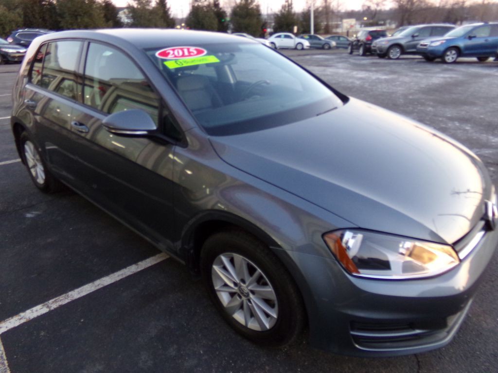 2015 Volkswagen Golf Image 4