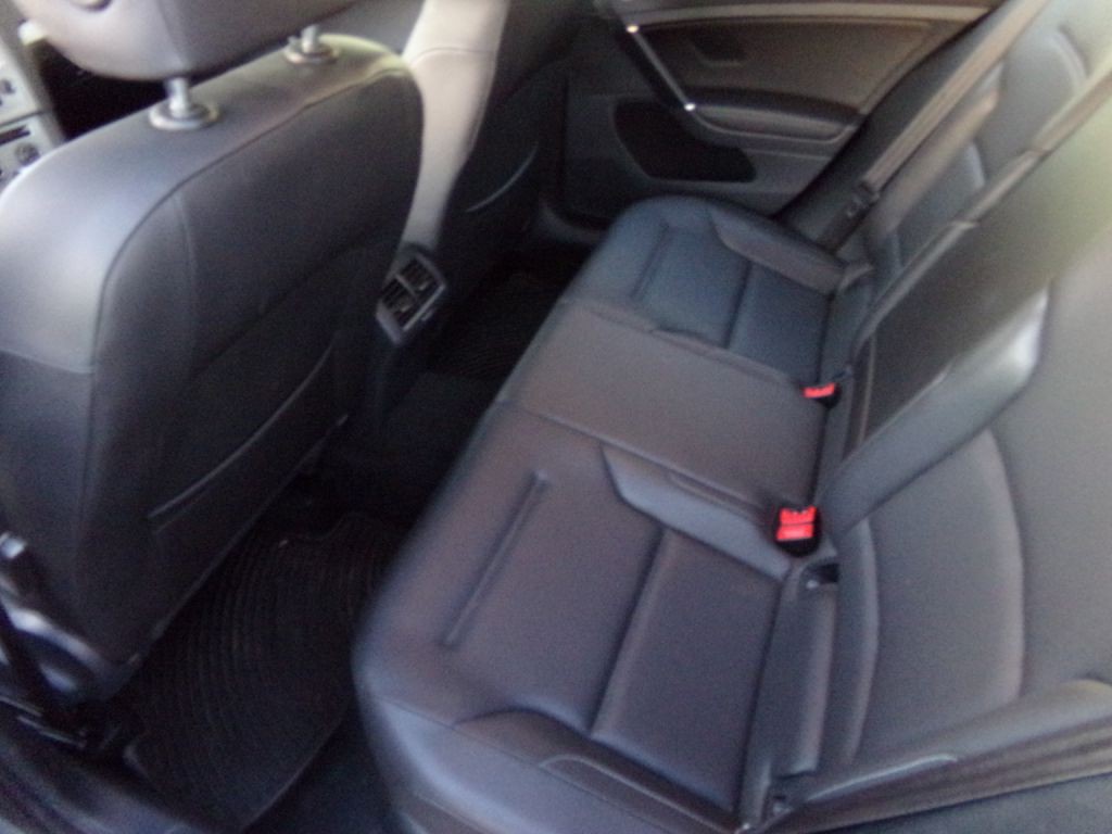 2015 Volkswagen Golf Image 6