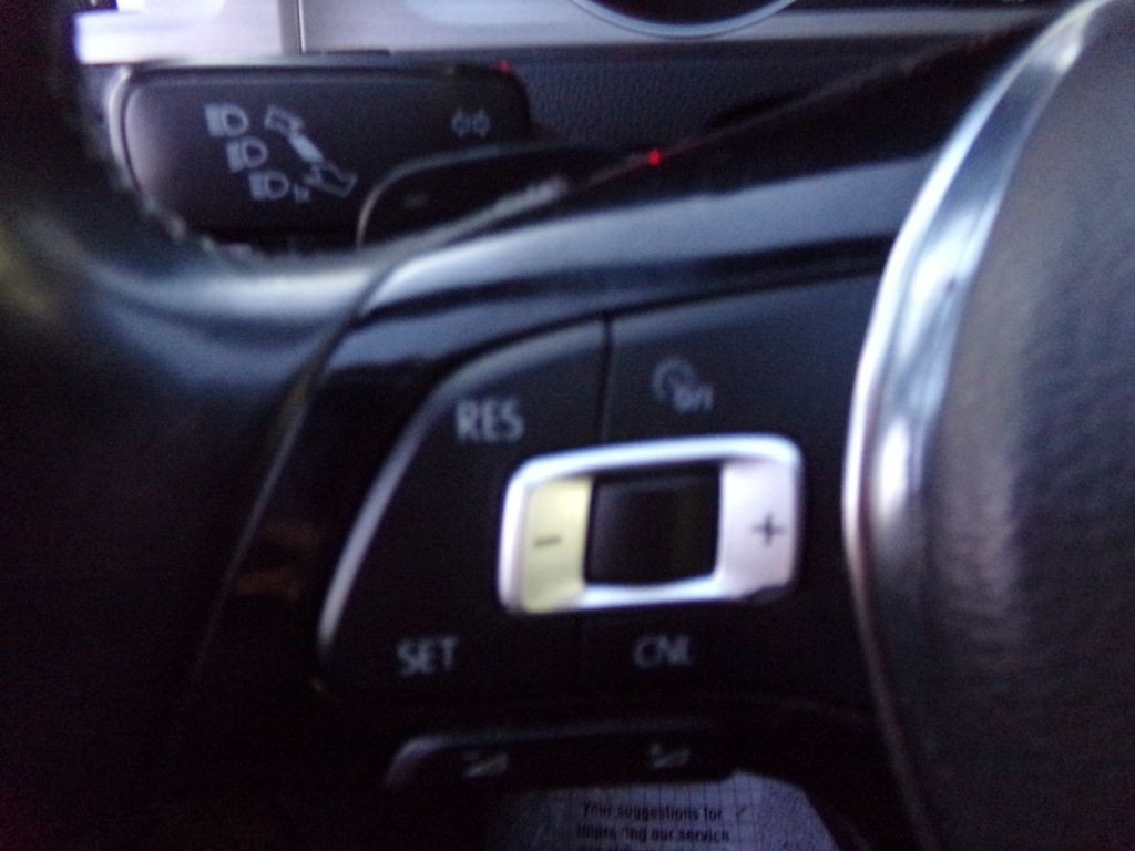 2015 Volkswagen Golf Image 10