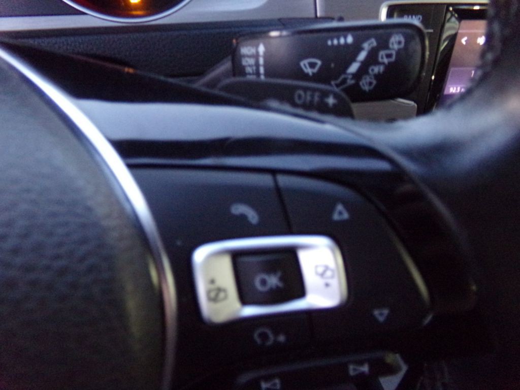 2015 Volkswagen Golf Image 11