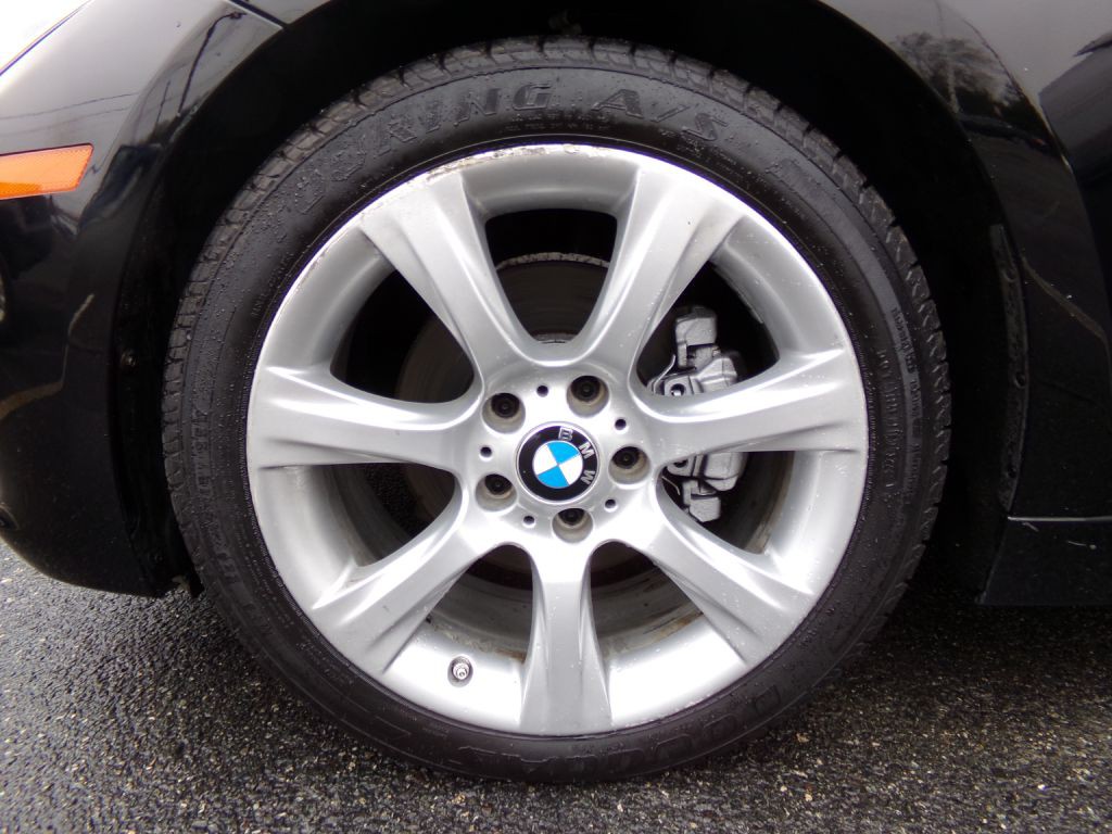 2015 BMW 3 Series Image 20