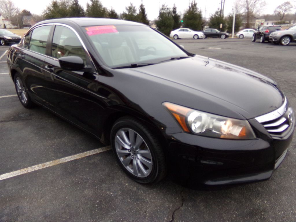 2011 Honda Accord Image 4