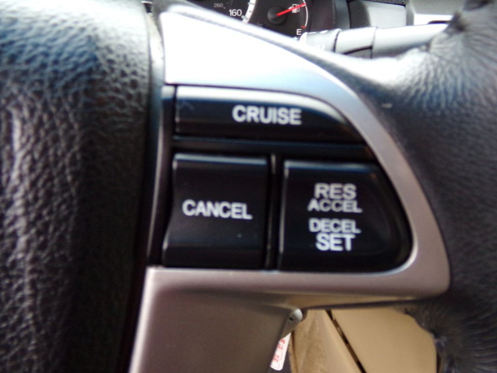 2011 Honda Accord Image 12