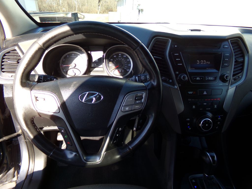 2014 Hyundai Santa Fe Sport Image 9