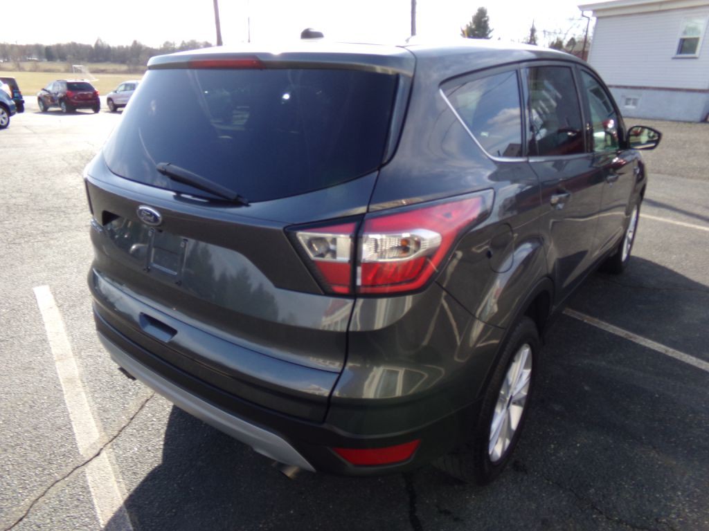2017 Ford Escape Image 3