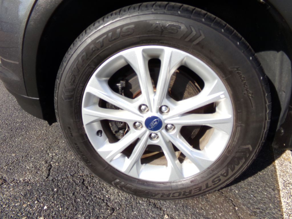 2017 Ford Escape Image 18