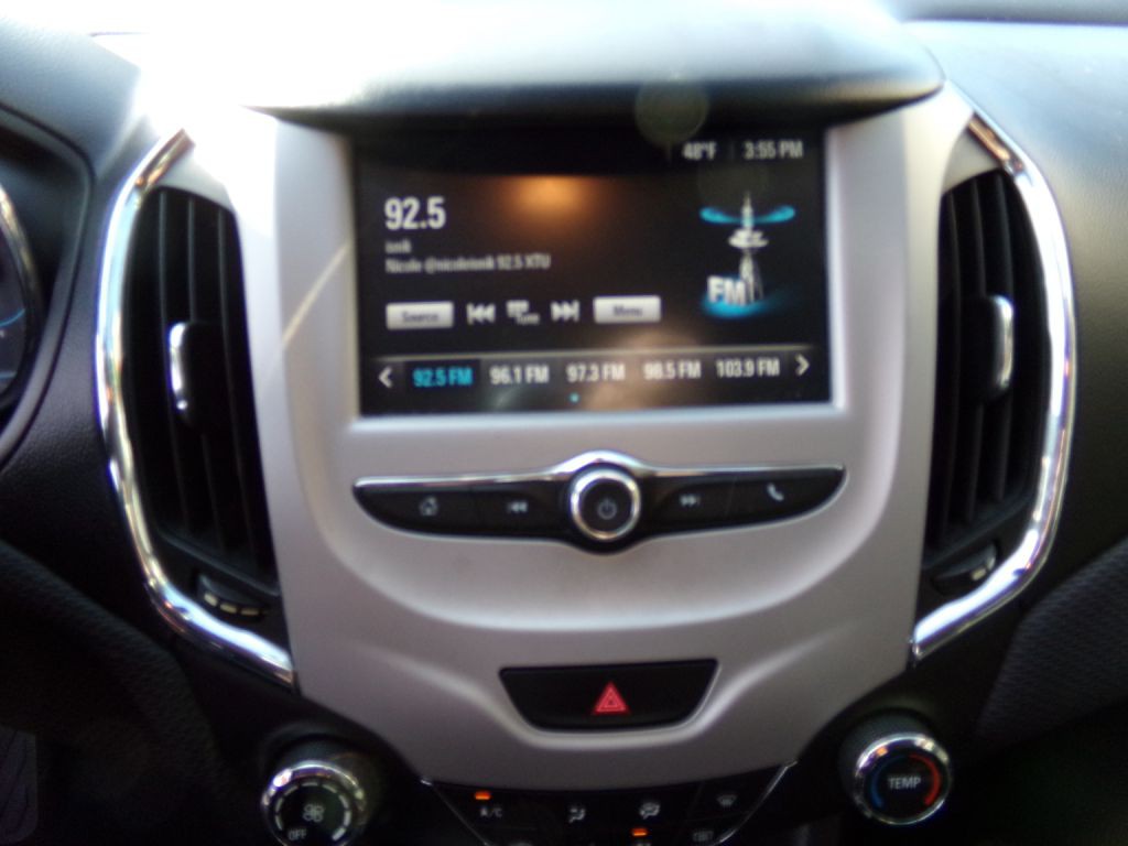 2017 Chevrolet Cruze Image 8