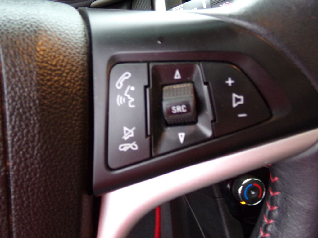 2018 Chevrolet Sonic Image 11