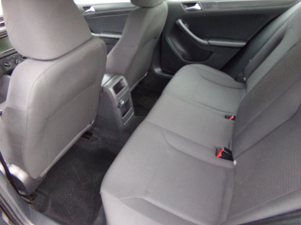 2015 Volkswagen Jetta Image 6