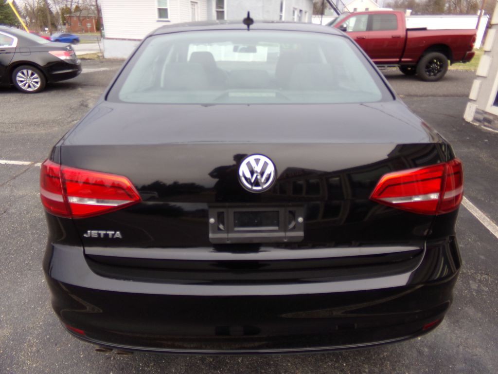 2015 Volkswagen Jetta Image 15