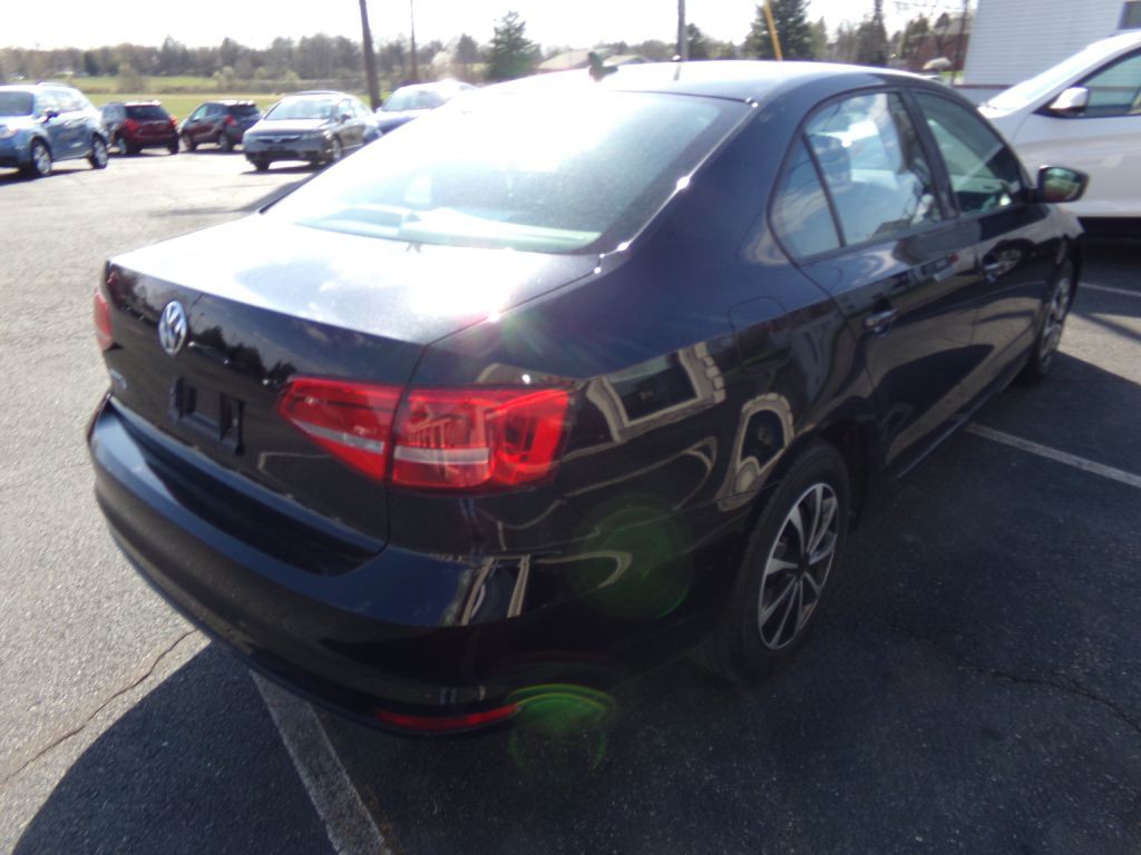 2015 Volkswagen Jetta Image 3