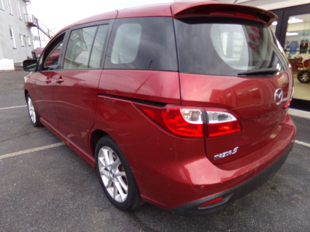 2013 Mazda Mazda5 Image 2