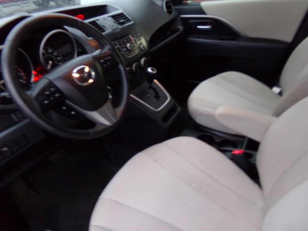 2013 Mazda Mazda5 Image 7