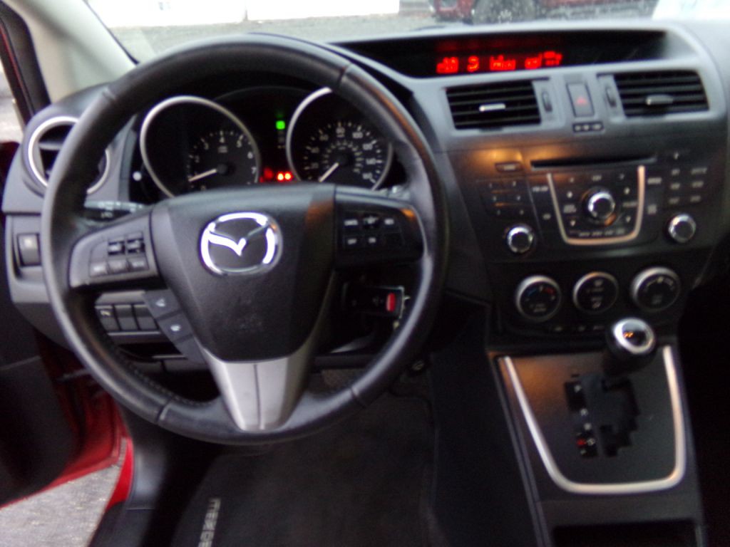 2013 Mazda Mazda5 Image 10