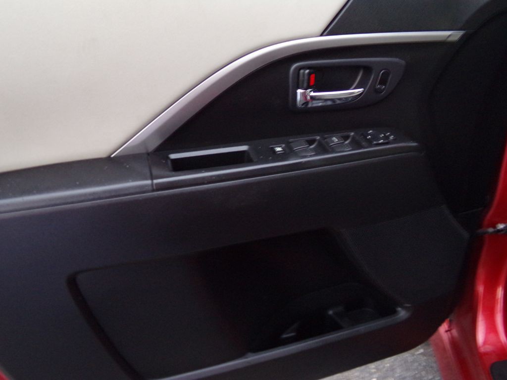 2013 Mazda Mazda5 Image 16