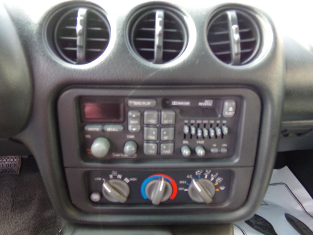 1994 Pontiac Firebird Image 8