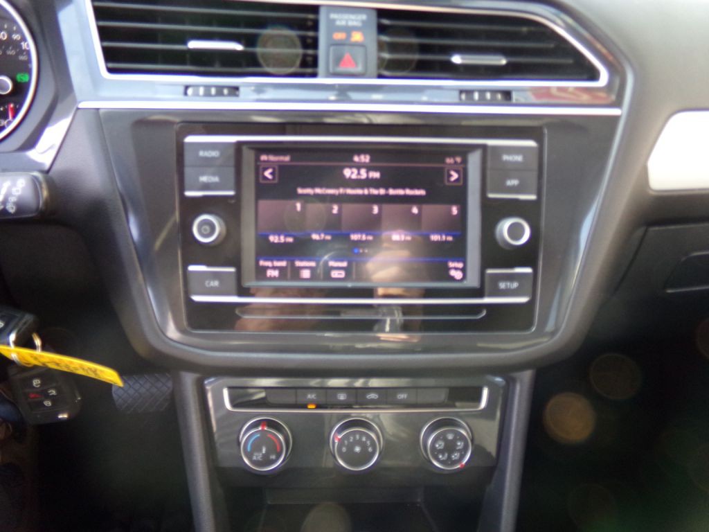 2019 Volkswagen Tiguan Image 8