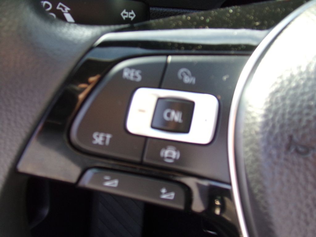 2019 Volkswagen Tiguan Image 11