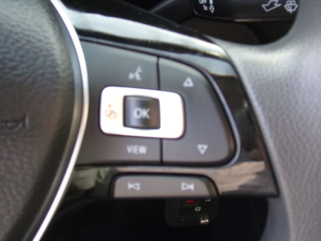 2019 Volkswagen Tiguan Image 12