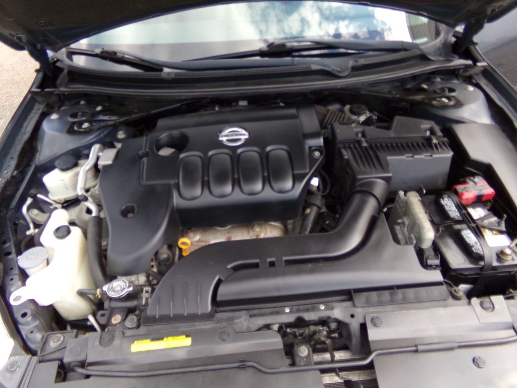 2012 Nissan Altima Image 16