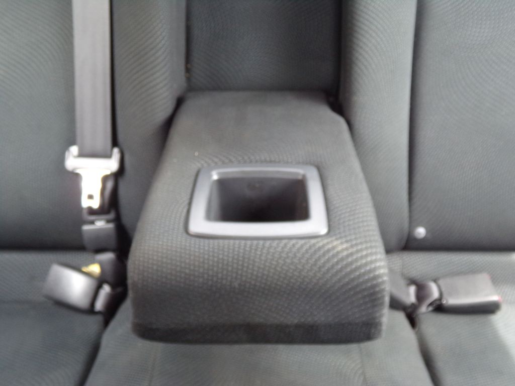 2010 Toyota Yaris Image 18