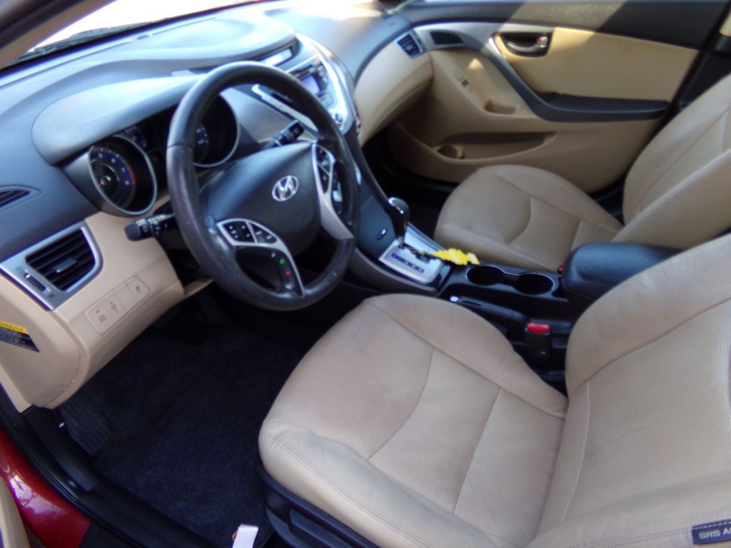 2012 Hyundai Elantra Image 5