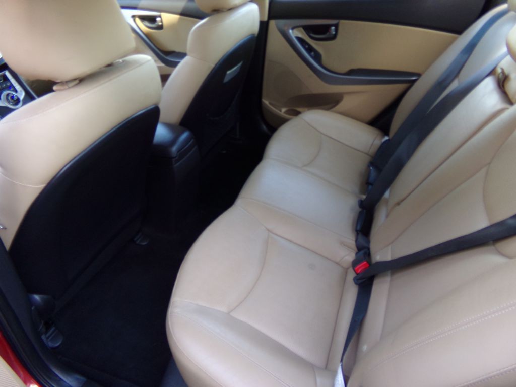 2012 Hyundai Elantra Image 6