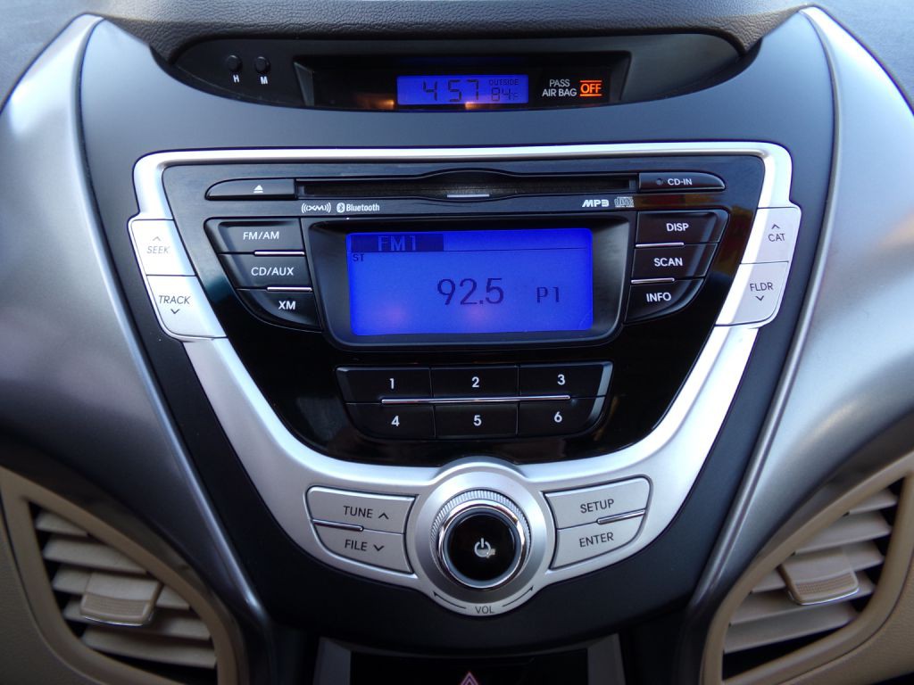 2012 Hyundai Elantra Image 9