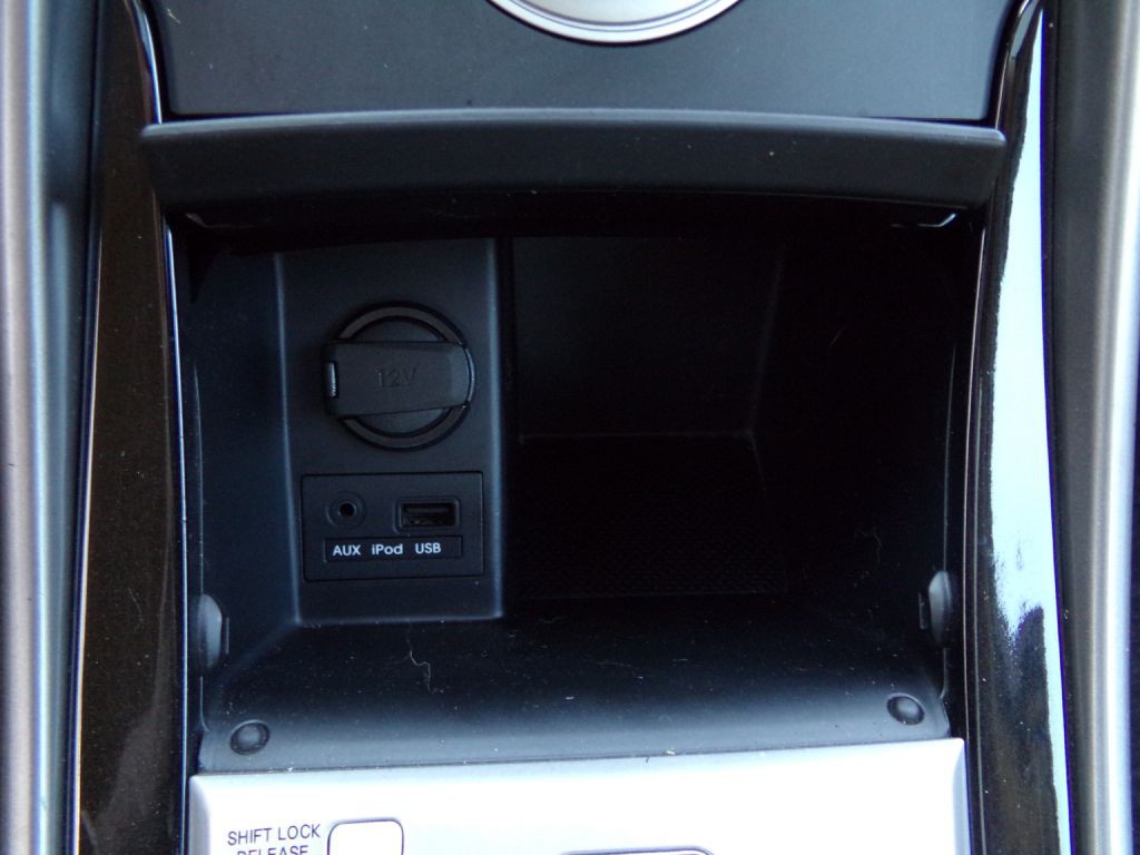 2012 Hyundai Elantra Image 18