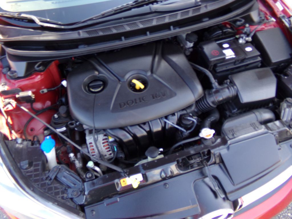 2012 Hyundai Elantra Image 23