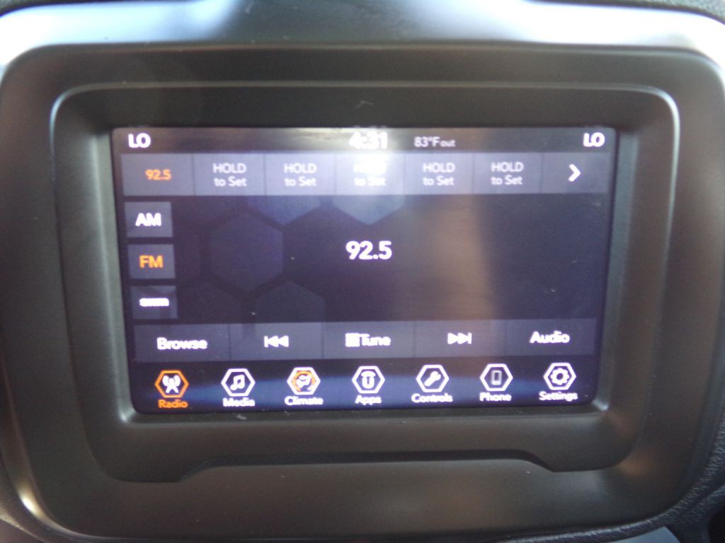 2018 Jeep Renegade Image 9