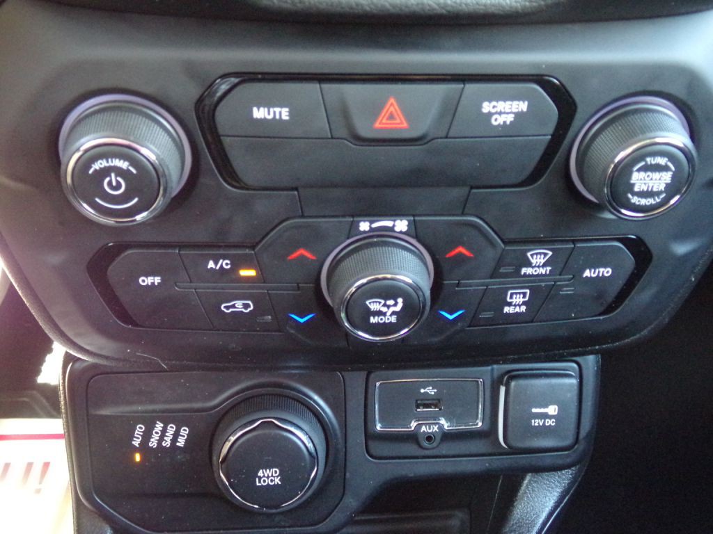 2018 Jeep Renegade Image 10