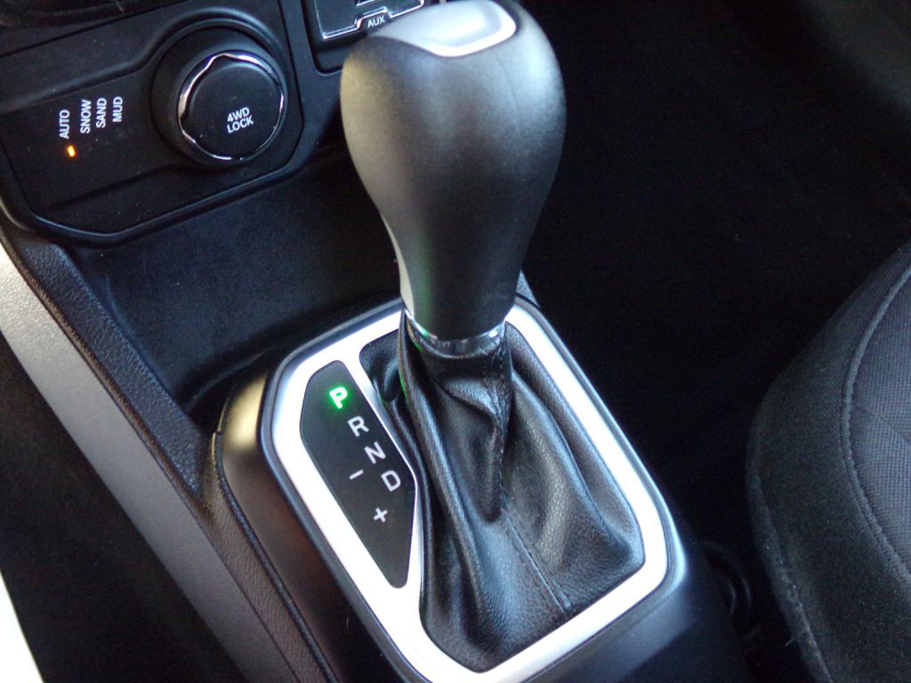 2018 Jeep Renegade Image 11