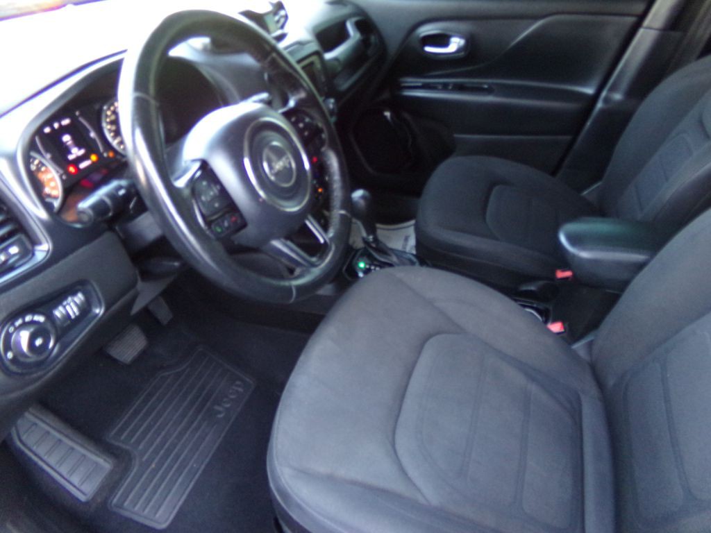 2017 Jeep Renegade Image 5