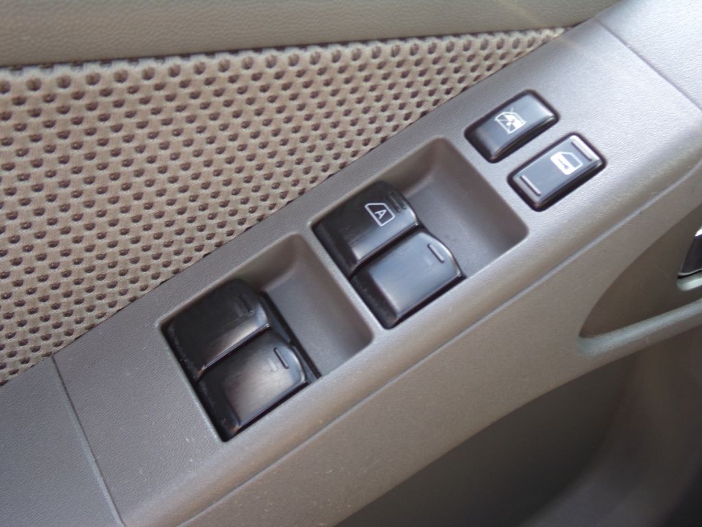 2006 Nissan Frontier Image 14