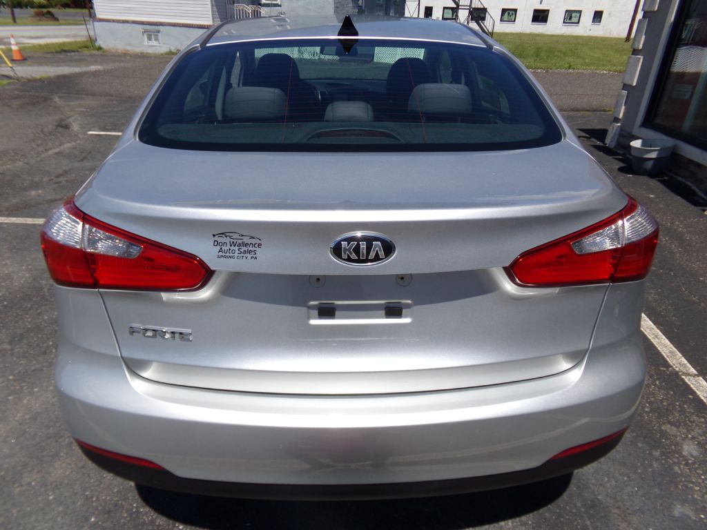 2015 Kia Forte Image 19
